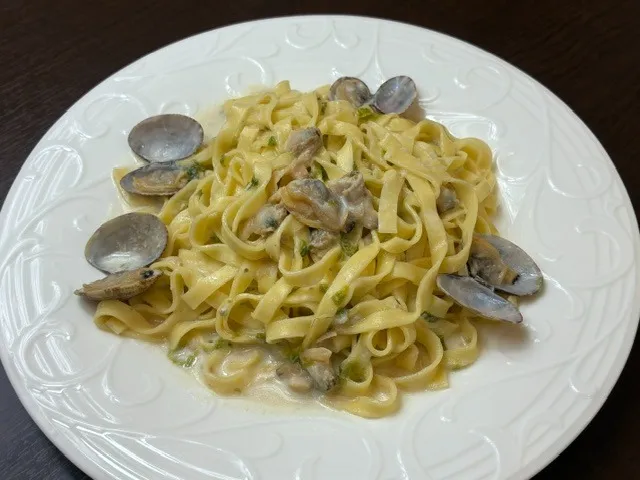 あさりと青海苔のクリームソースの生パスタ